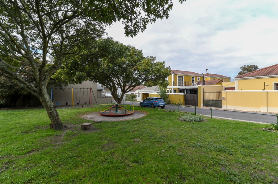 To Let 2 Bedroom Property for Rent in Claremont Western Cape
